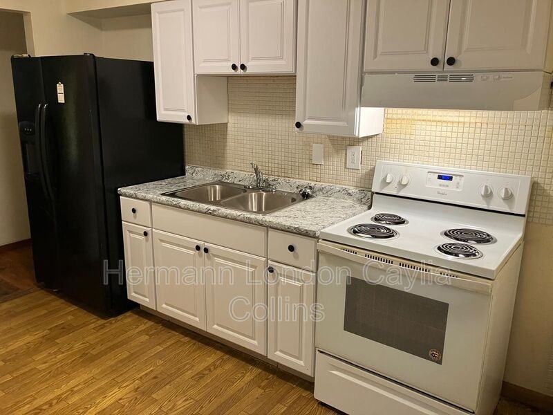 428 Lancashire Rd - Photo 4 of 14