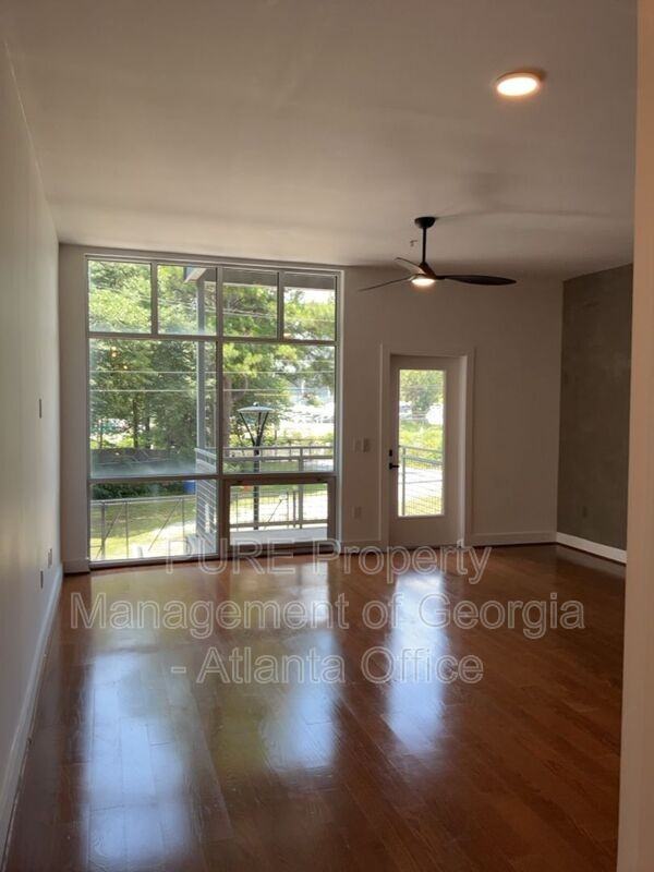 89 Mangum St Sw #102 - Photo 5 of 28
