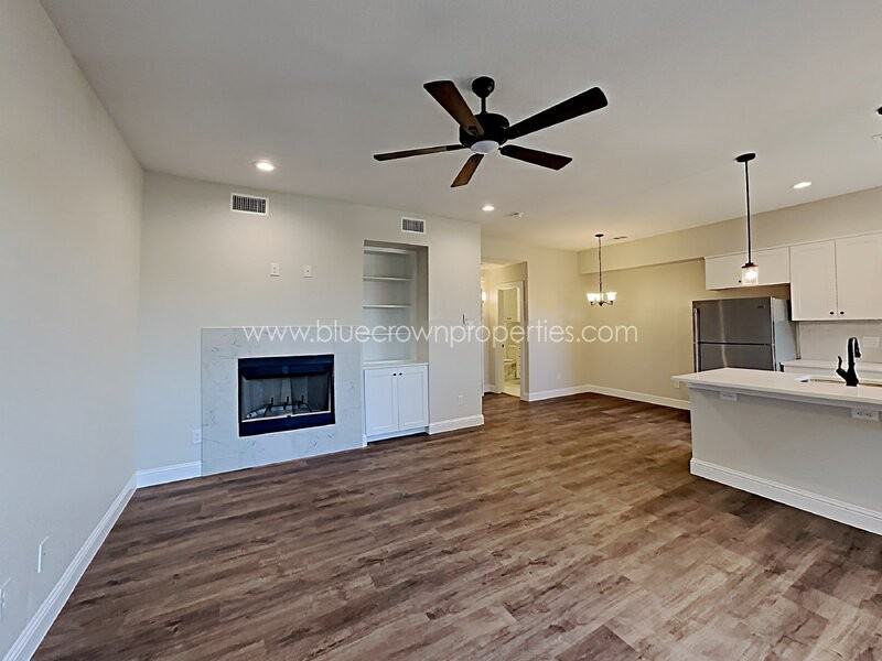 10738 Park Village Pl #B - Photo 2 of 13