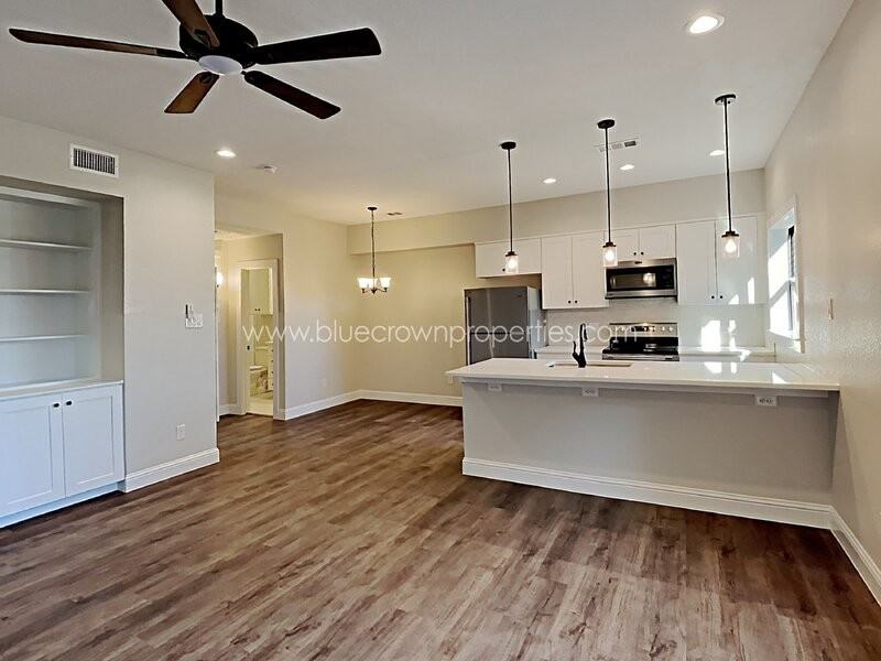 10738 Park Village Pl #B - Photo 5 of 13