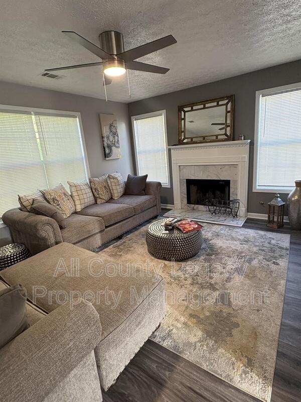 3022 Winding Grove Dr - Photo 4 of 12