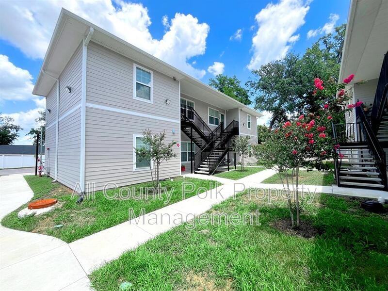 915 Ariana St #34 - Photo 5 of 20