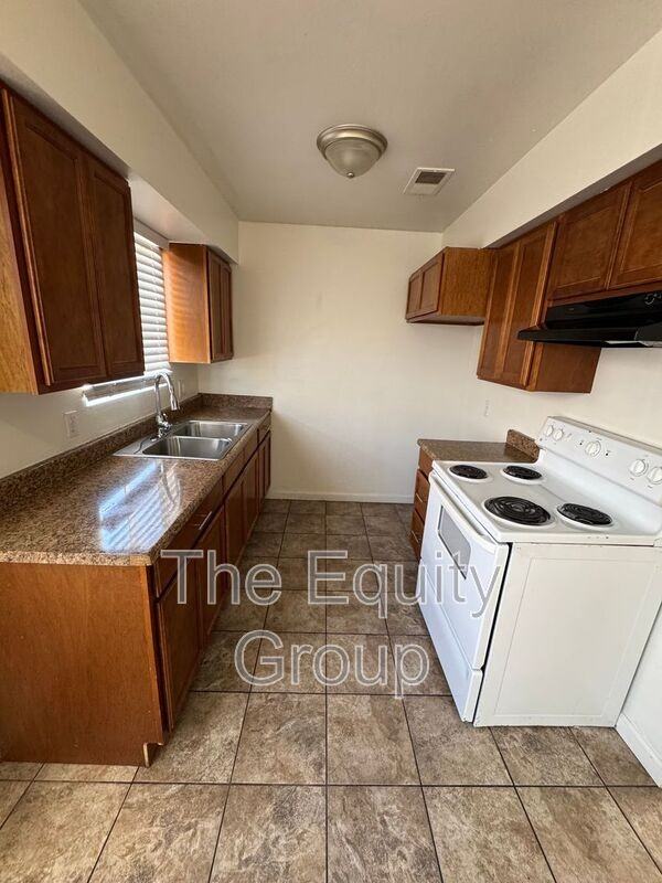 1707 E Douglas Ave #N - Photo 4 of 13