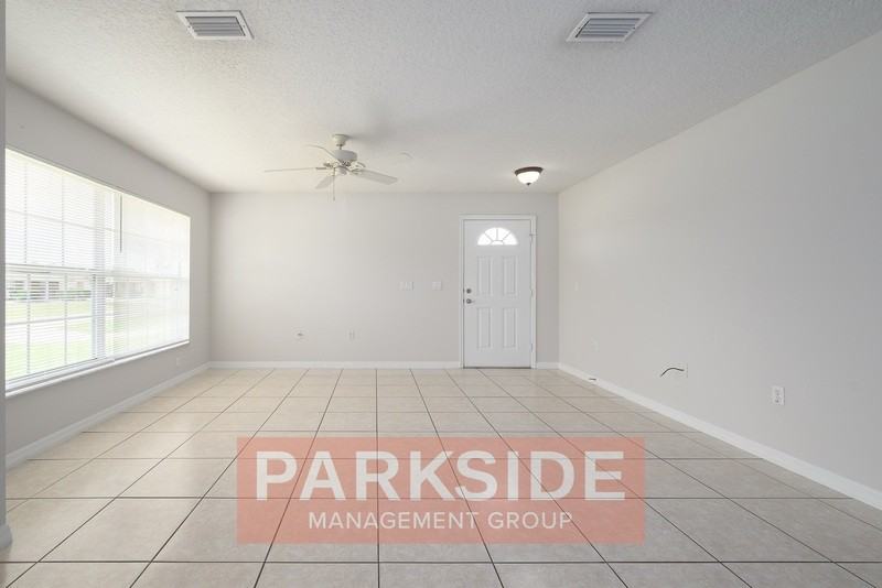 152 Cascade St - Photo 4 of 24