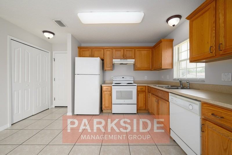 152 Cascade St - Photo 7 of 24