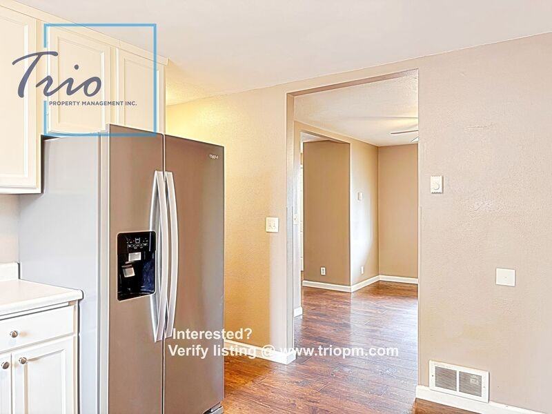 3595 Marshall Ave - Photo 3 of 20