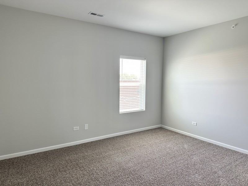 855 E Main St #3F - Photo 7 of 16