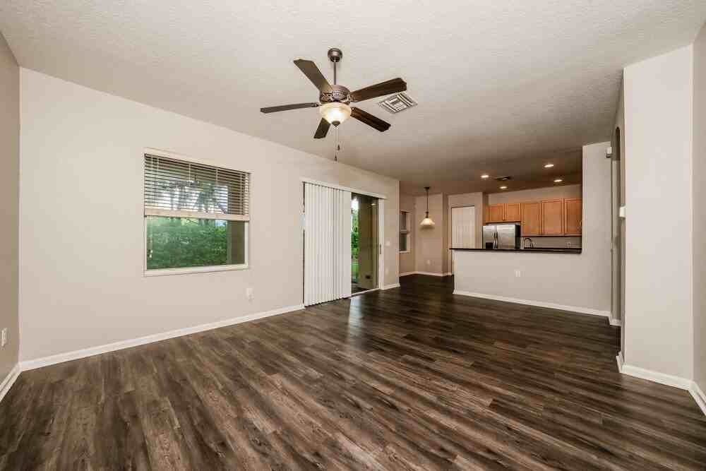 7617 Jewelwood Dr - Photo 4 of 17