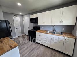 featured image of 109 Ludland Dr #7