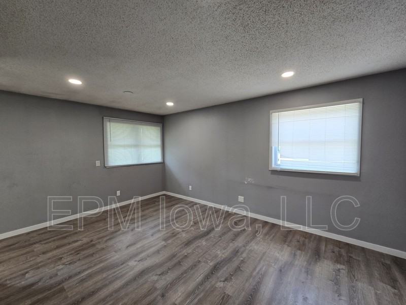 109 Ludland Dr #7 - Photo 5 of 12