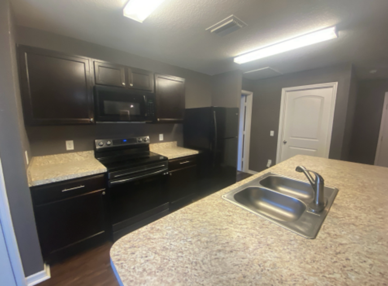 26463 Mott Ave - Photo 4 of 19