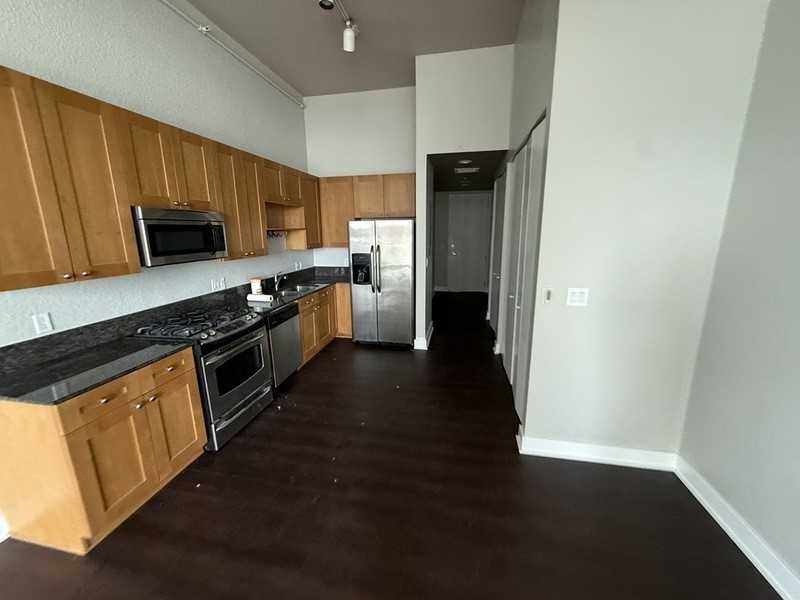 150 E Robinson St #627 - Photo 2 of 7