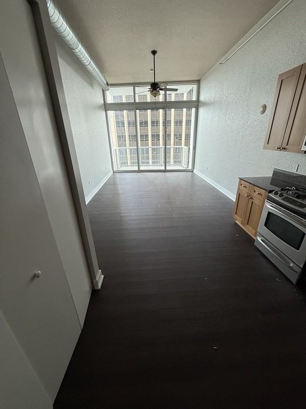 150 E Robinson St #627 - Photo 3 of 7