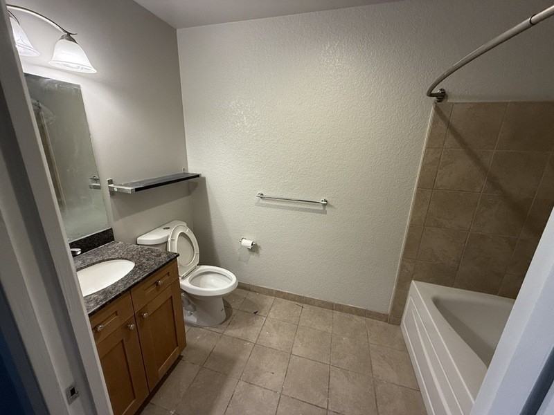 150 E Robinson St #627 - Photo 7 of 7