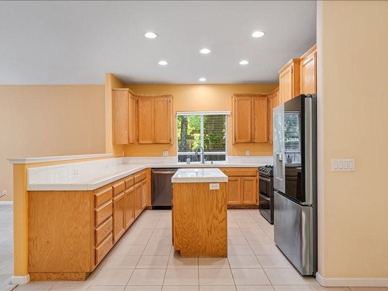 9759 Dawn Way - Photo 7 of 24