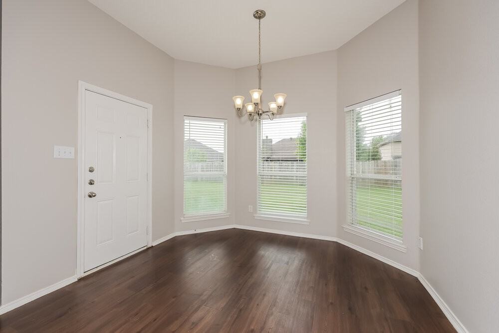 3222 Eagle Ln - Photo 5 of 17