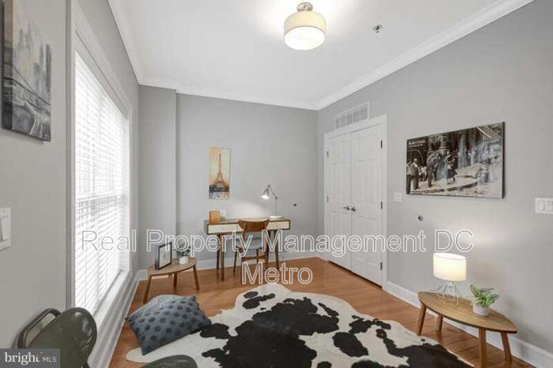927 12th St Ne - Photo 7 of 17