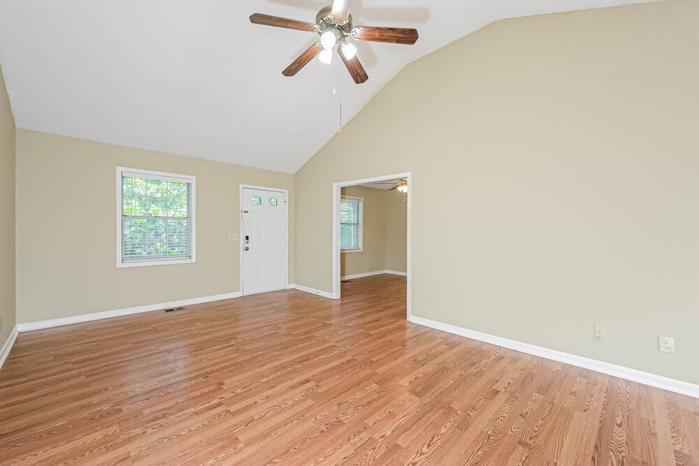 1610 Summit Rdg - Photo 5 of 16