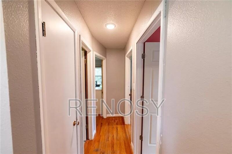 2761 Skeies Dr - Photo 6 of 11