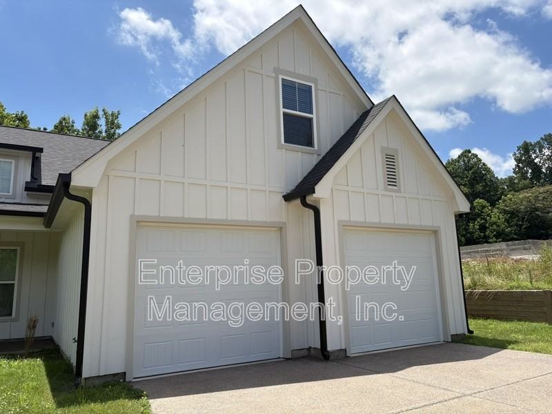239 Mclaughlin Dr - Photo 3 of 31