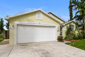 featured image of 6285 Lauderdale St