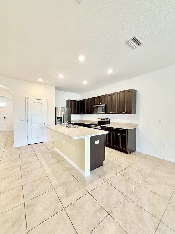 212 Feltrim Reserve Blvd - Photo 7 of 40