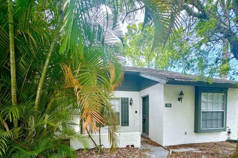 599 Capistrano Ct - Photo 3 of 41