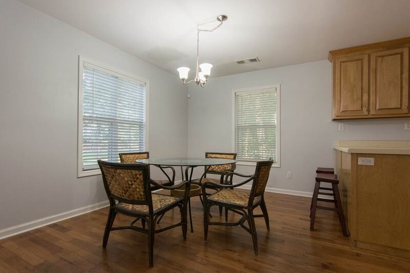 2354 Airport Dr - Photo 6 of 15