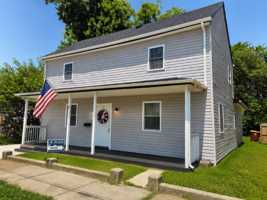 featured image of 109 N Dunlop St