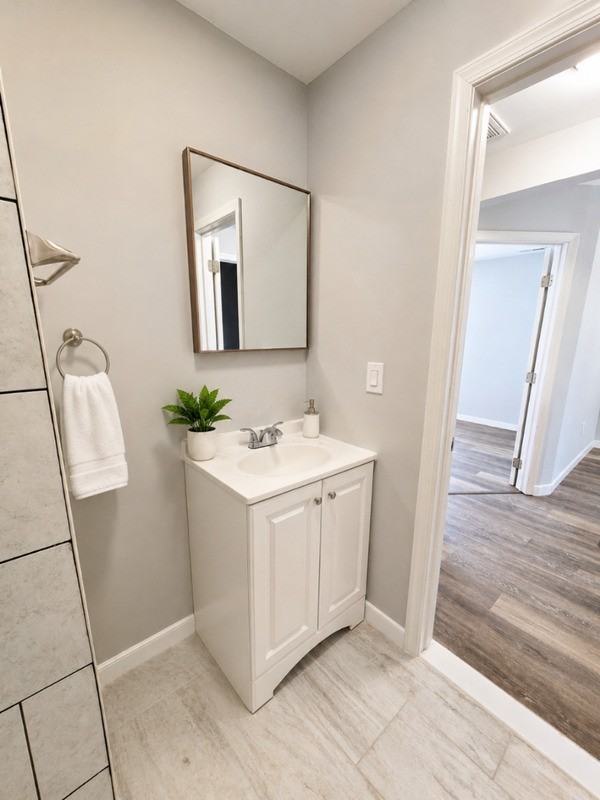 109 N Dunlop St - Photo 5 of 13