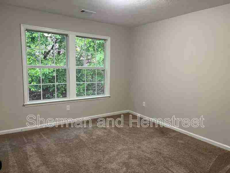 3400 London Ct #3400-203 - Photo 5 of 11