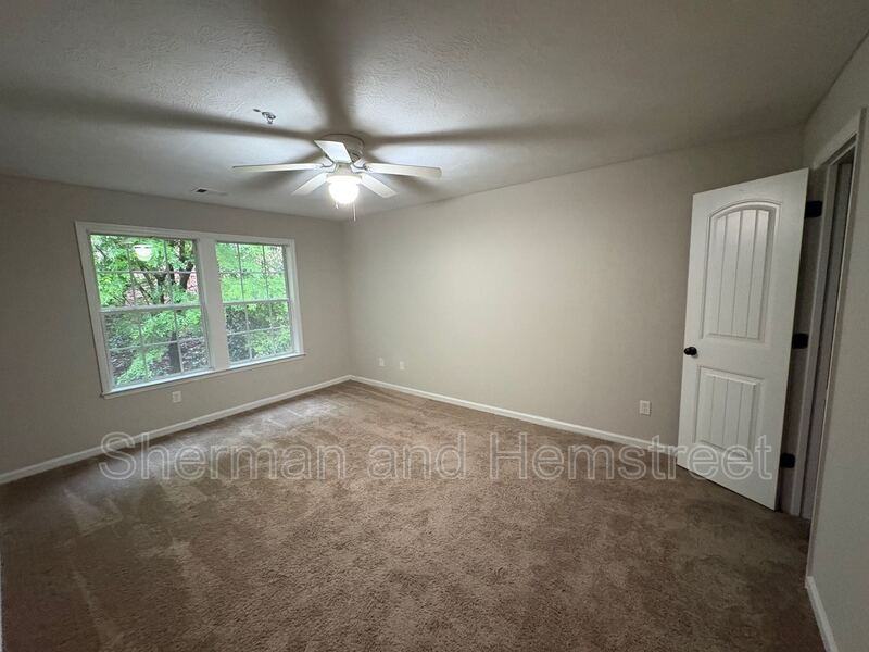3400 London Ct #3400-203 - Photo 7 of 11