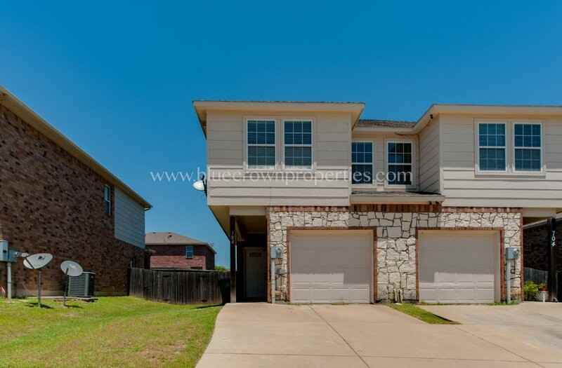 706 Parkplace Rdg - Photo 2 of 28