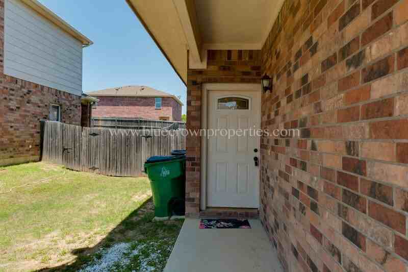 706 Parkplace Rdg - Photo 5 of 28