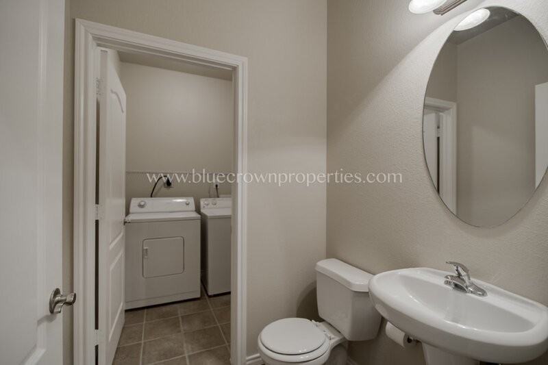 706 Parkplace Rdg - Photo 7 of 28
