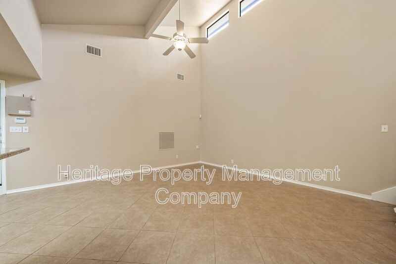 1932 Broken Oak St - Photo 7 of 18