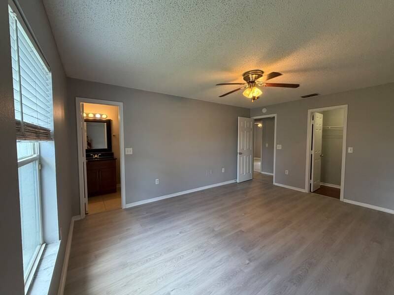 111 Newham Way - Photo 6 of 10