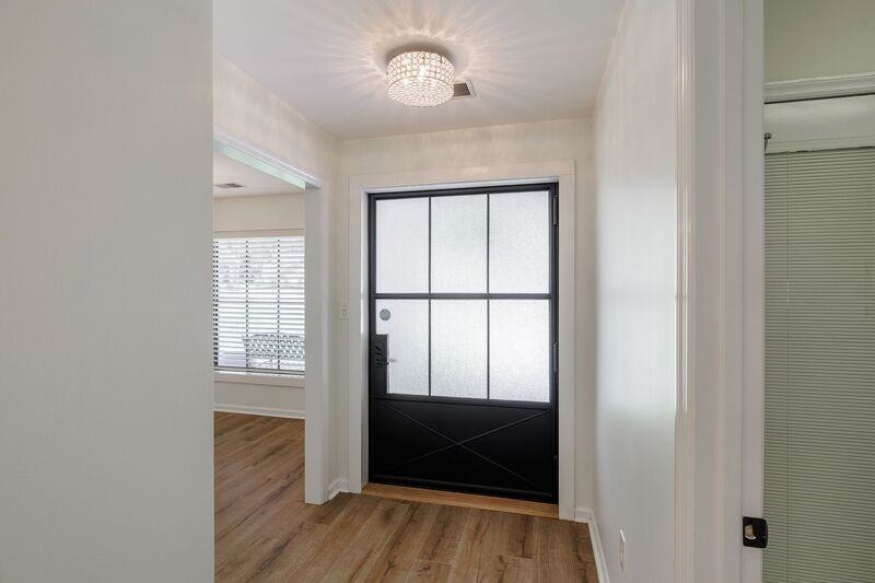 112 Lucy Ln - Photo 5 of 29