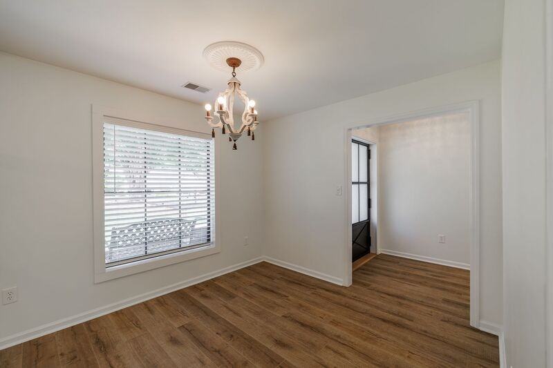 112 Lucy Ln - Photo 6 of 29