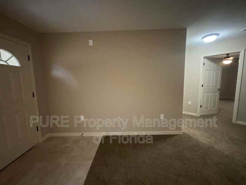 8819 Sw 132nd Ln - Photo 5 of 34