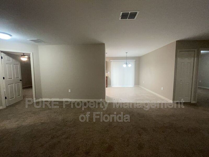 8819 Sw 132nd Ln - Photo 6 of 34