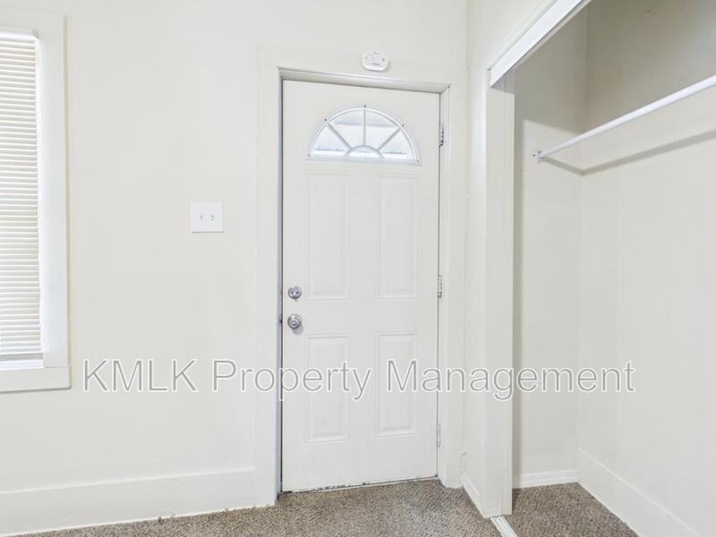 534 Gage St - Photo 5 of 31
