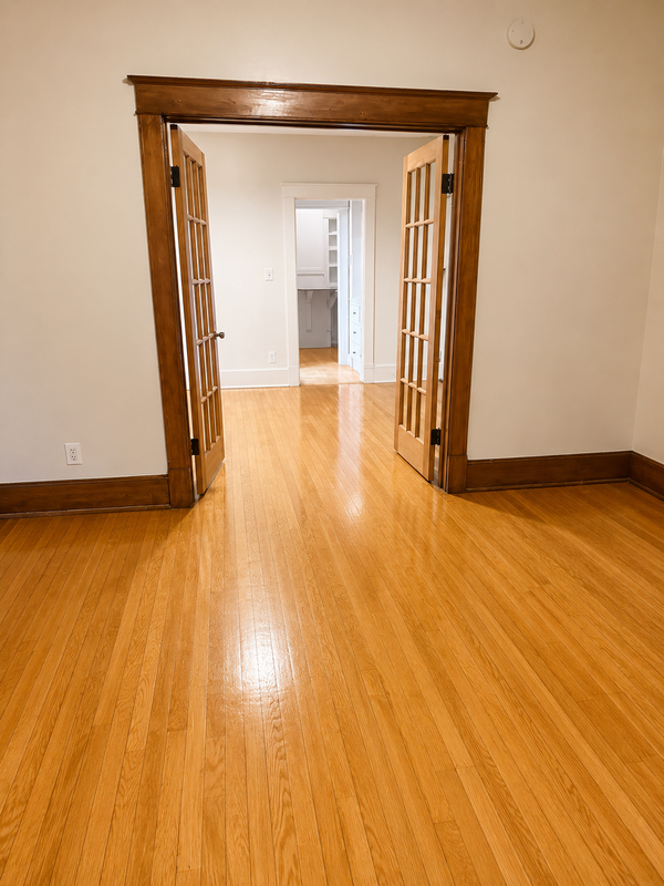 921 Park Ave - Photo 4 of 11