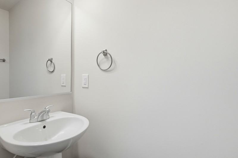 300 Camillia Pl - Photo 4 of 22