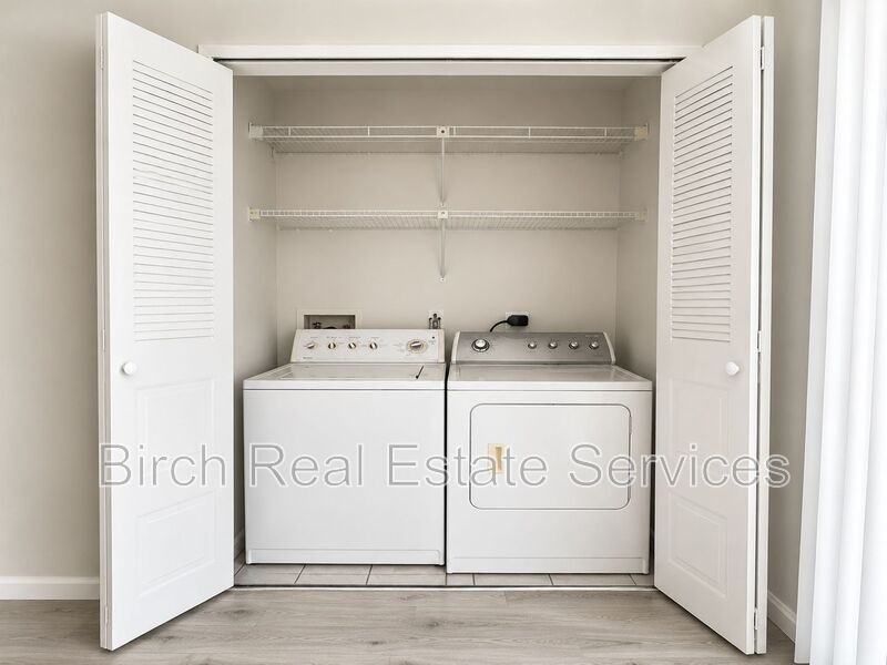 447 2nd Ave #447 - Photo 6 of 10