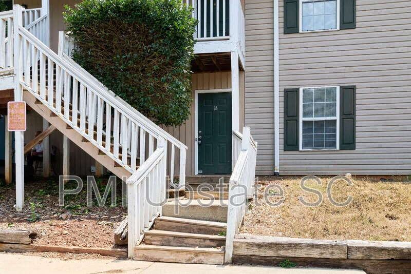 111 Charlestowne Way #B - Photo 2 of 17