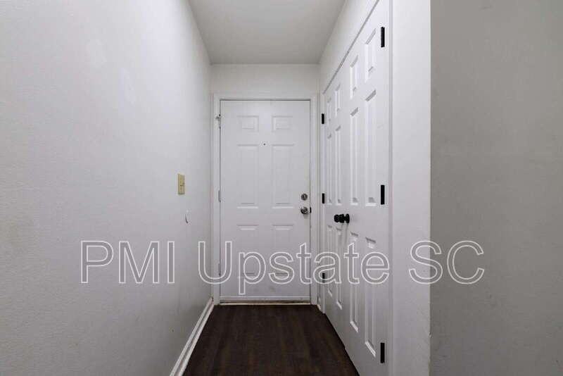 111 Charlestowne Way #B - Photo 6 of 17