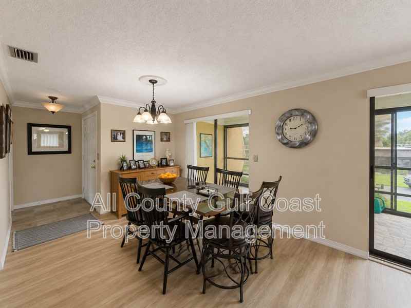 1737 Bonitas Cir - Photo 4 of 18
