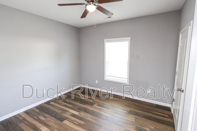 130 Westover Dr - Photo 5 of 15