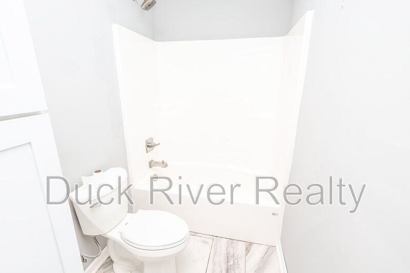 130 Westover Dr - Photo 6 of 15